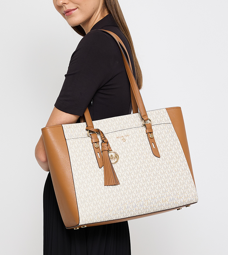 BOLSO Monotype Printed Zippered Tote Bag