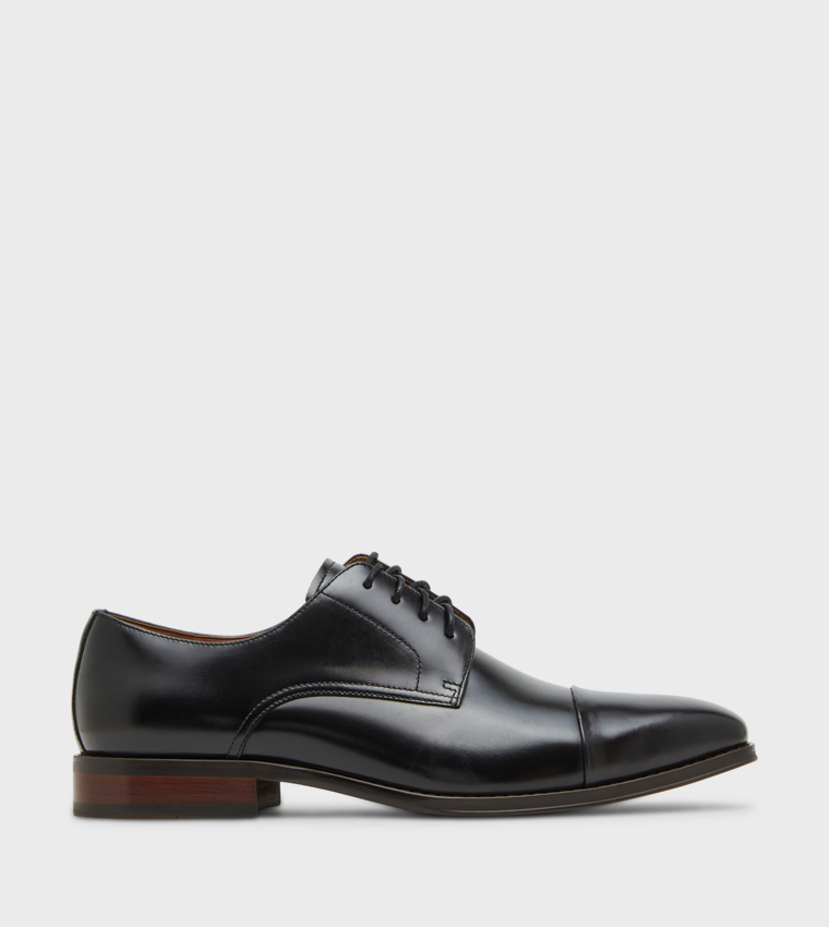 PLOT Lace-Up Derby Shoes
