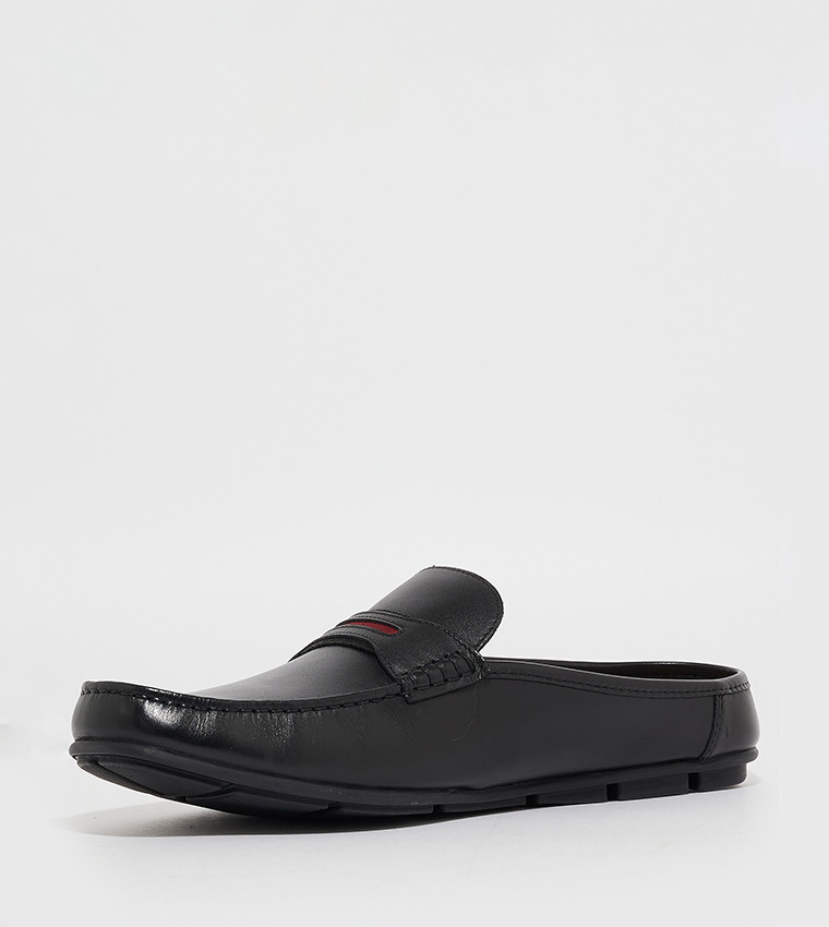 ALFRED Textured Square Toe Loafers