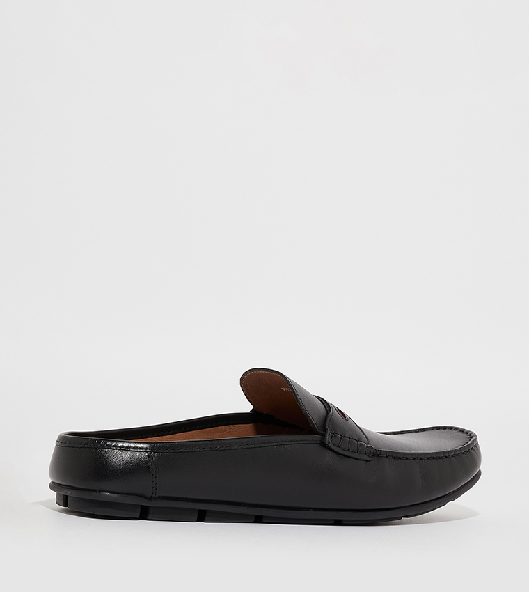 ALFRED Textured Square Toe Loafers