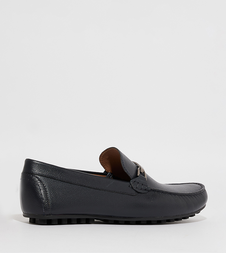 ALMITY Textured Square Toe Loafers