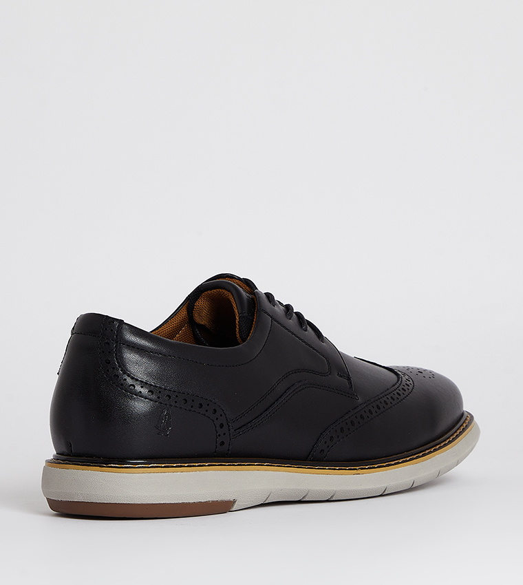 PAUL Round Toe Brogues