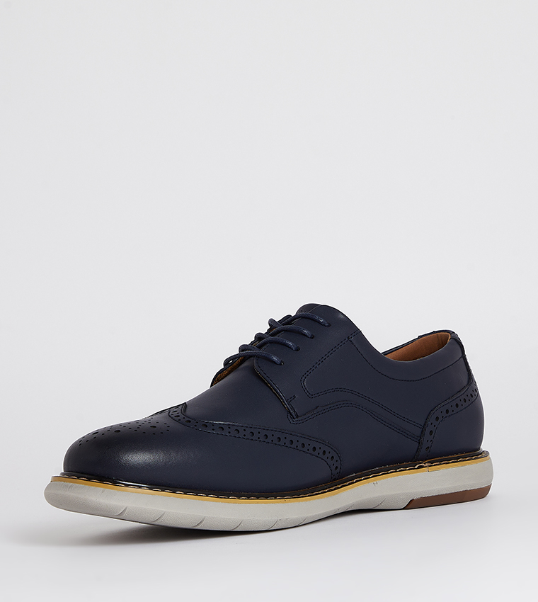 PAUL Round Toe Brogues