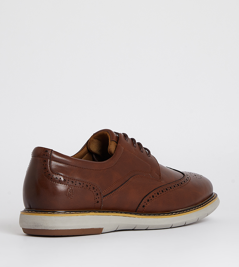 PAUL Round Toe Brogues
