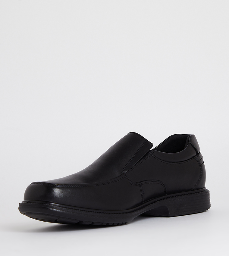 Buy Hush Puppies Peter Textured Round Toe Slip On Shoes In Black 