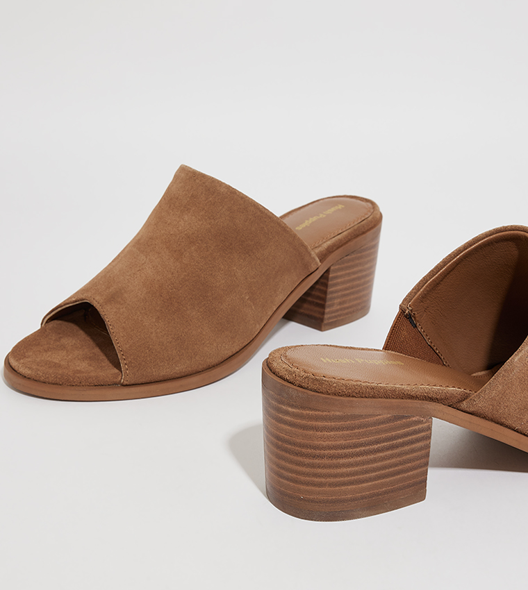 HELEN Textured Block Heel Sandals