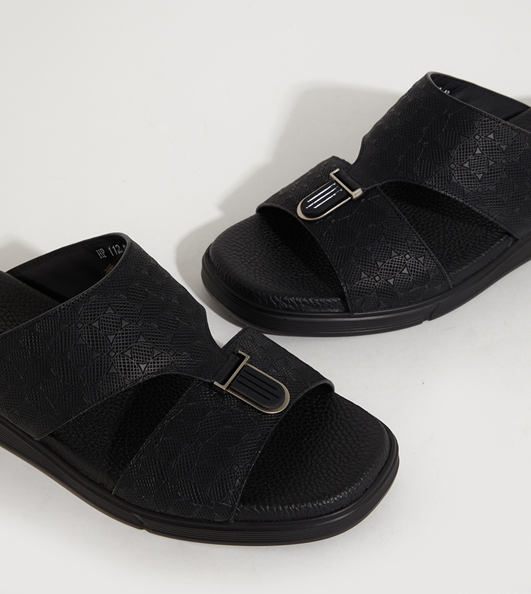 YUSIF Textured Arabic Sandals