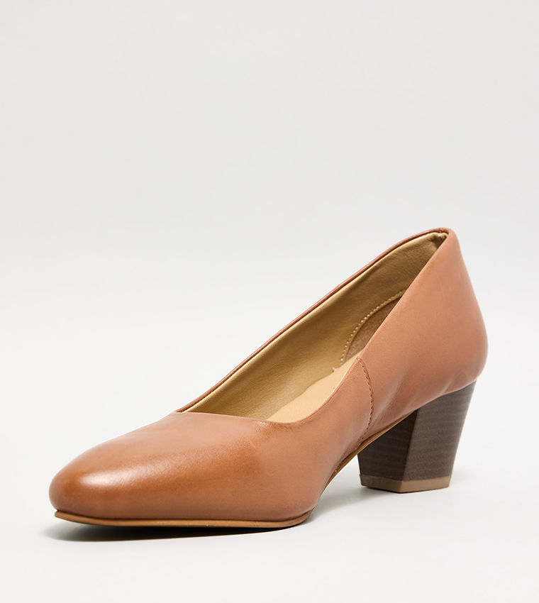 Textured Pointed Toe Pumps