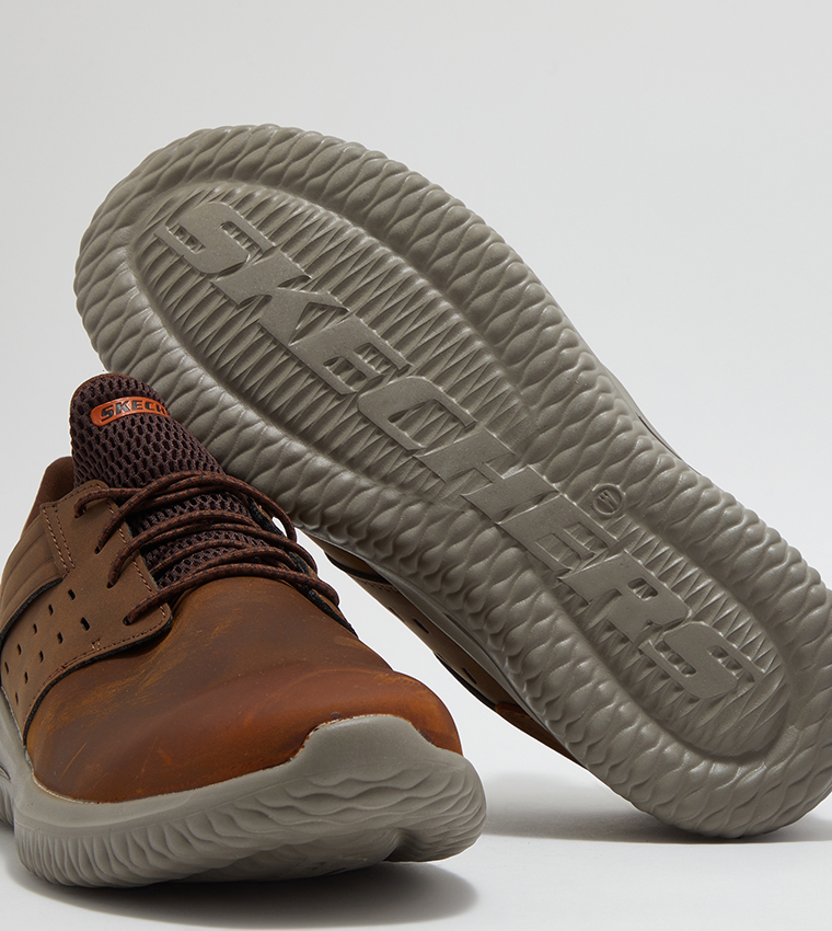 Delson 3.0 Lace-Up Casual Sneakers