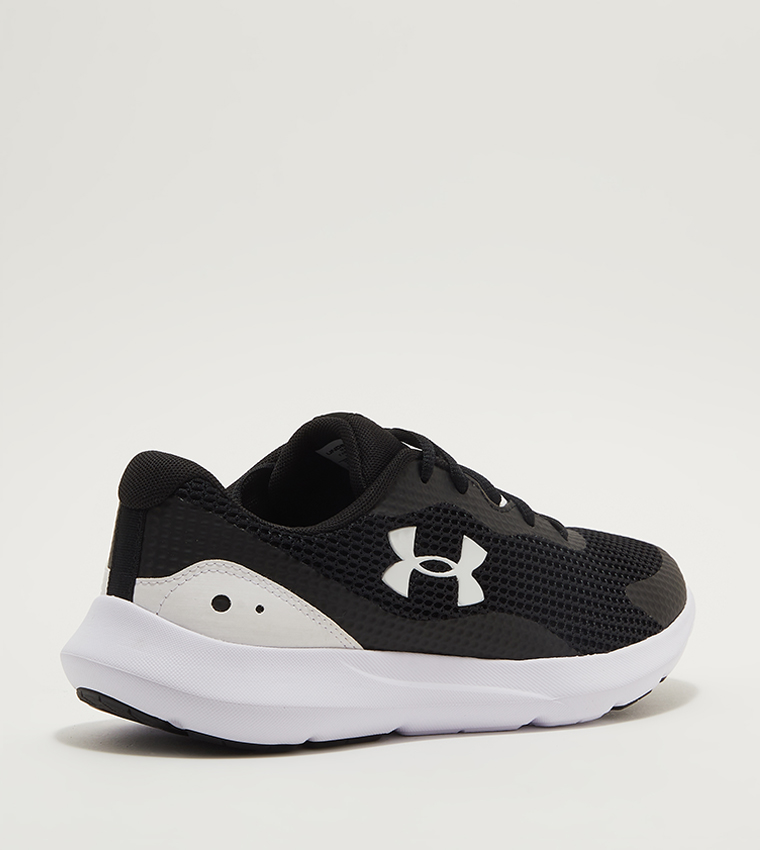 Under armour deals low tops