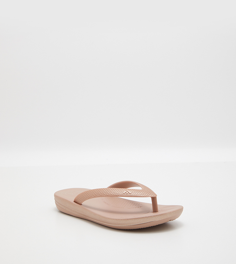 Textured Flip-Flops