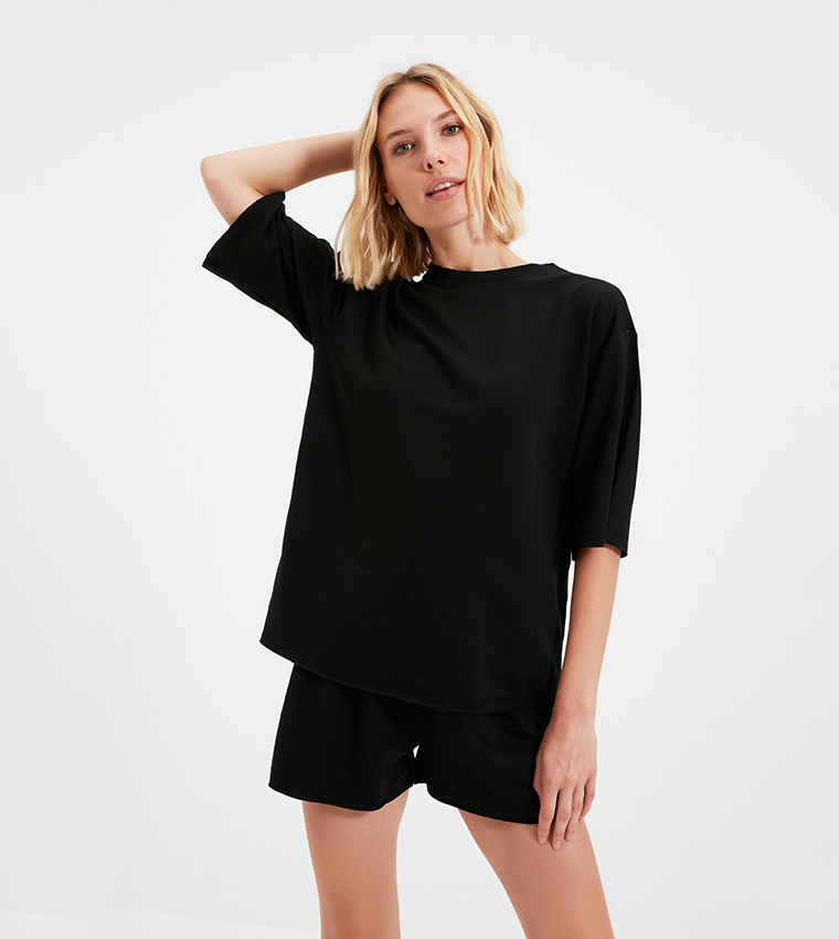 Buy Trendyol Basic Night Suit In Black | 6thStreet Qatar