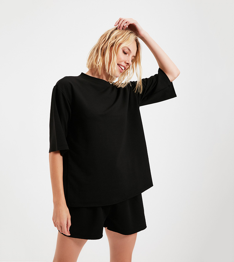 Buy Trendyol Basic Night Suit In Black | 6thStreet Qatar