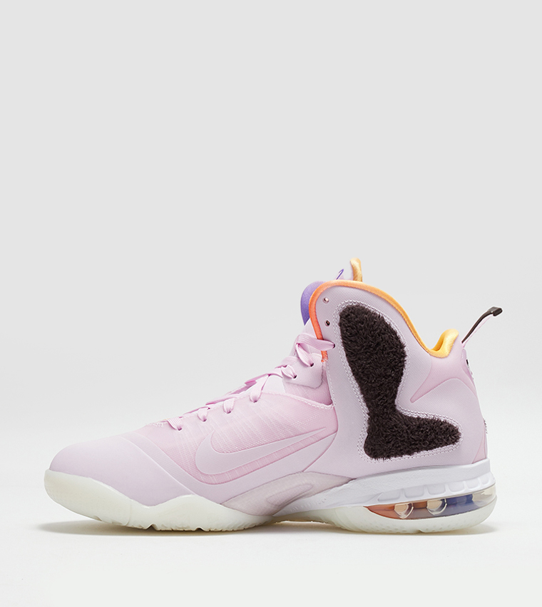 Lebron 9 Mid Top Sneakers