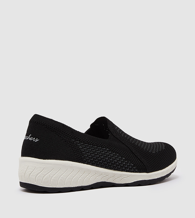 UP-LIFTED Walking Shoes