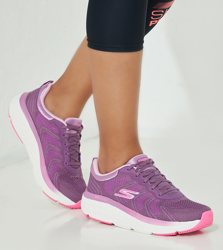 MAX CUSHIONING DELTA Performance Running Shoes
