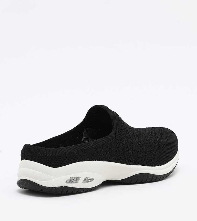 Logo Detail Mesh Clogs