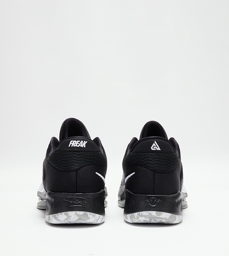 ZOOM FREAK 4 Color Block Sneakers