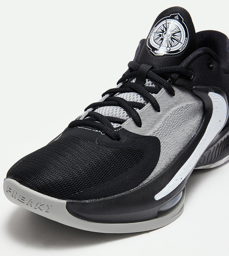 ZOOM FREAK 4 Color Block Sneakers