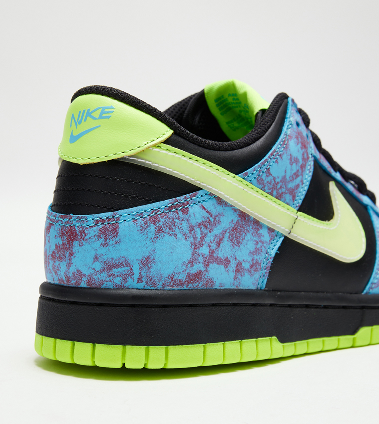 Dunk Low Top Sneakers