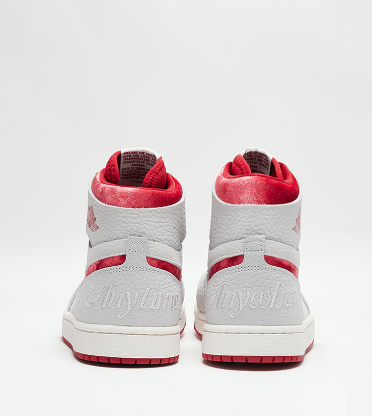 Jordan 1 Zoom Air High Top Sneakers