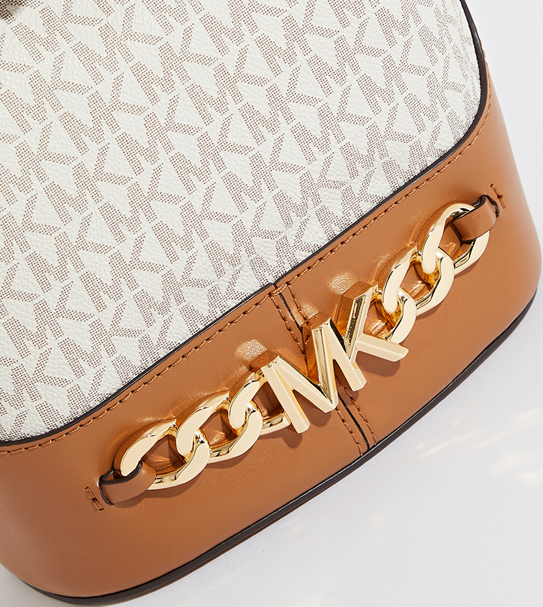 Textured Shoulder Bag