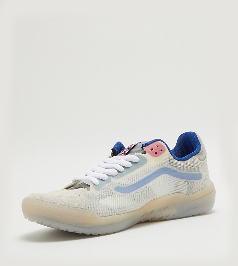 UA EVDNT RW Ultimate Waffle Low Top Sneakers