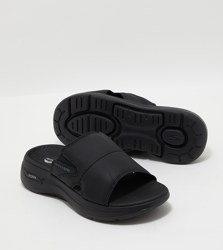 GO WALK Arch Fit Sandals
