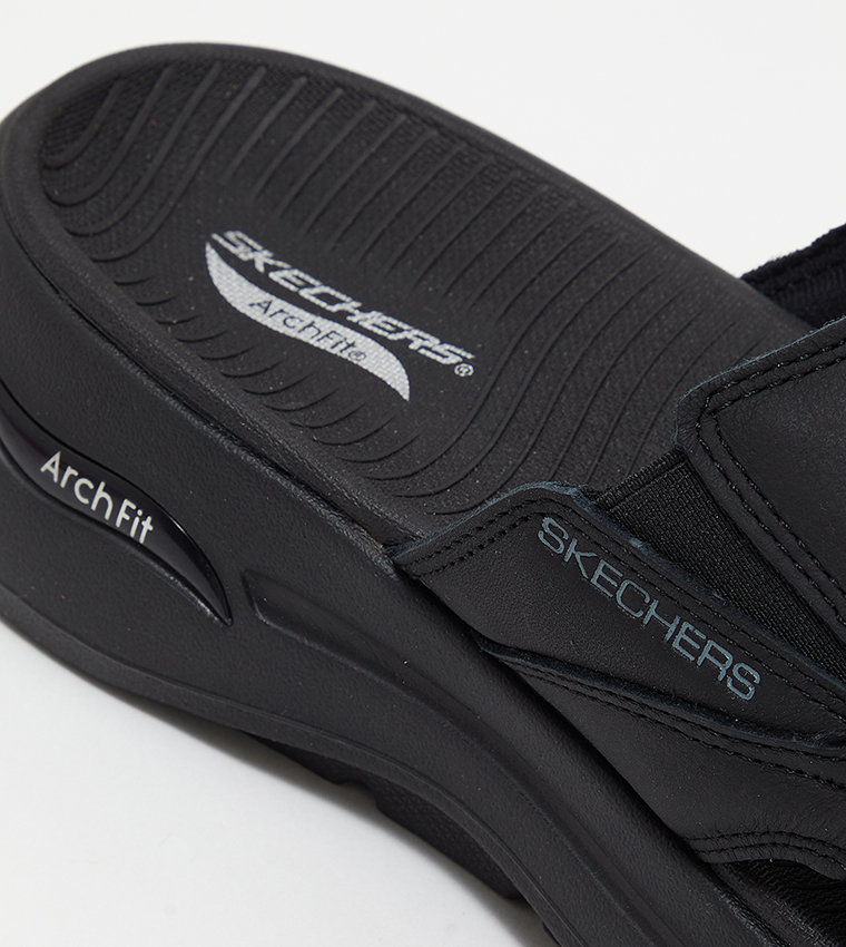 GO WALK Arch Fit Sandals