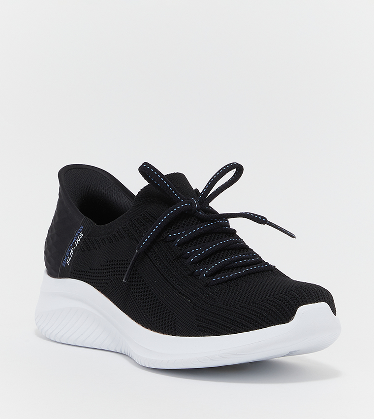ULTRA FLEX 3.0 Low Top Sneakers