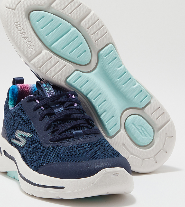 GO WALK ARCH FIT Walking Shoes