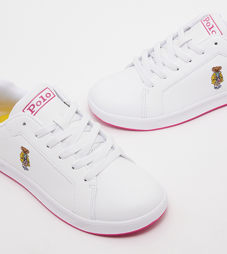 Heritage Court II Bear Juniors Low Top Sneakers
