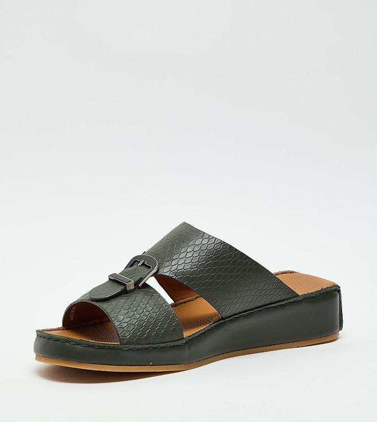 Textured Arabic Sandals