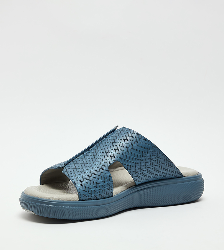 Textured Arabic Sandals