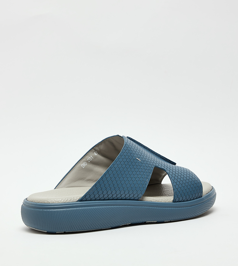 Textured Arabic Sandals
