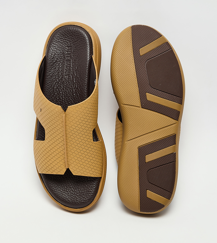 Textured Arabic Sandals