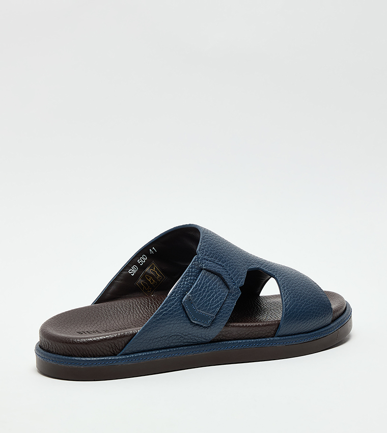 Textured Arabic Sandals
