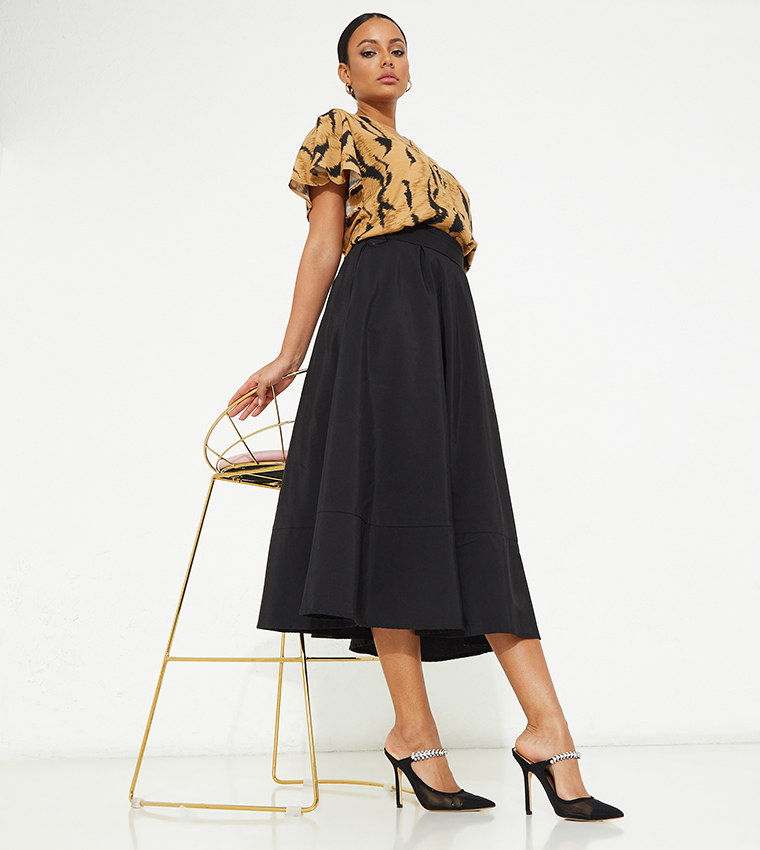 FORTUNE2 Embellished Pointed Toe Pumps