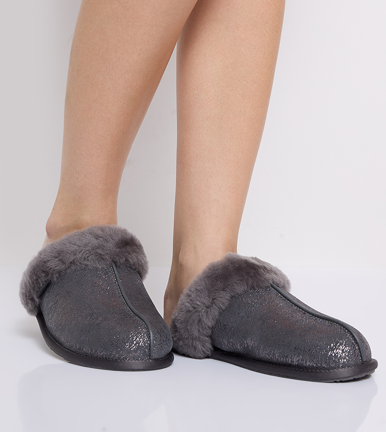 SCUFFETTE II MATTE MARBLE Textured Home Slippers