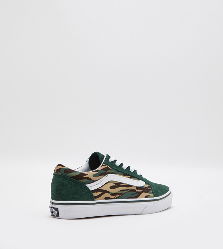 JN Old Skool Low Top Sneakers