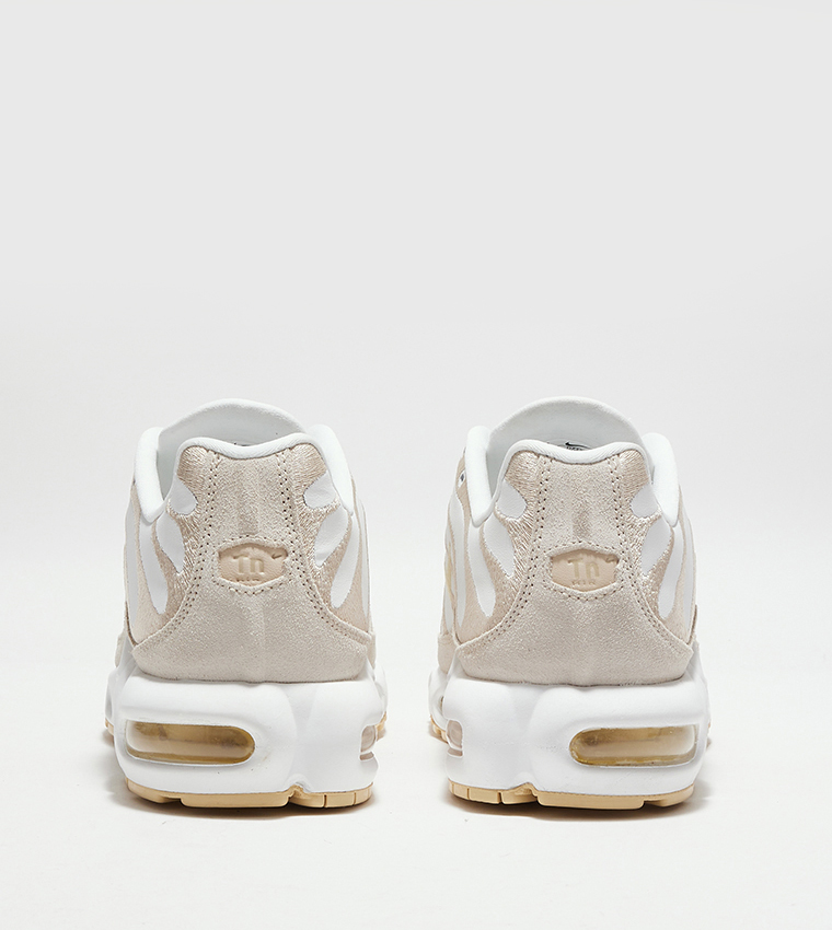 nike beige chunky sneakers