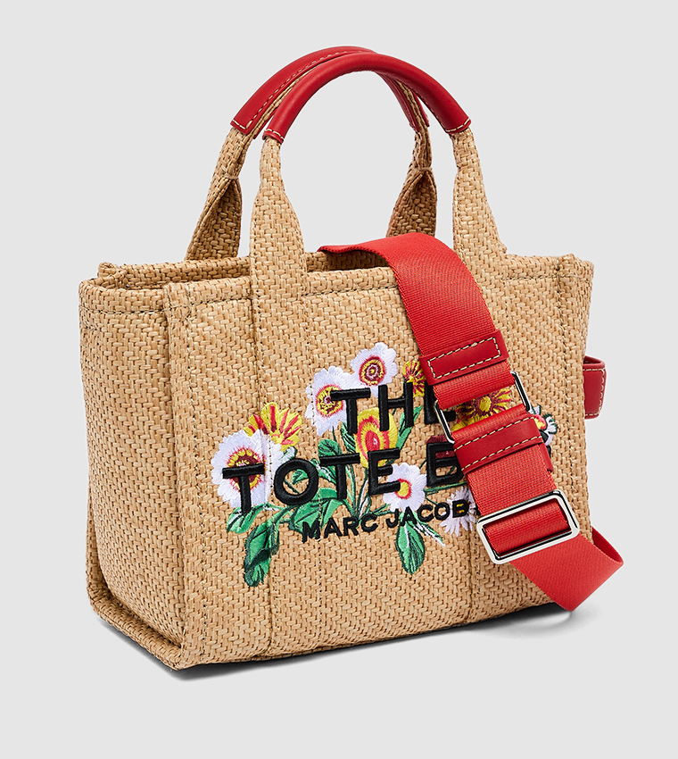 شنطة توت صغيرة مطرزة بالورود 