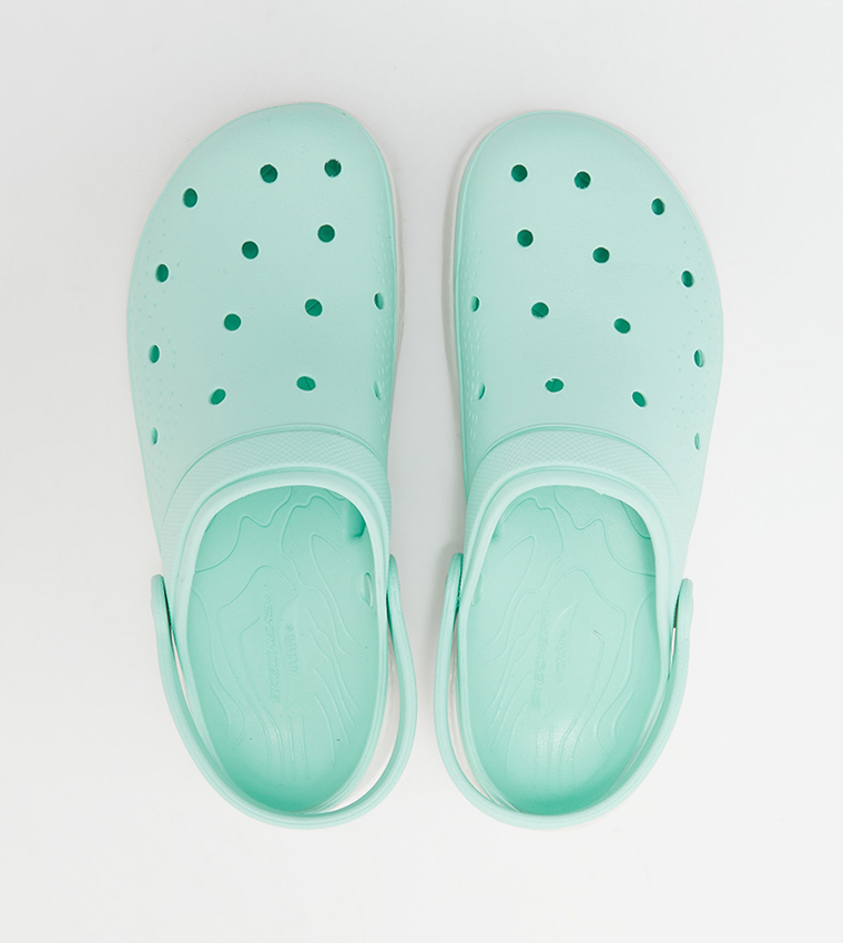 Buy Skechers ARCH FIT FOAMIES Slingback Clogs In Mint | 6thStreet UAE