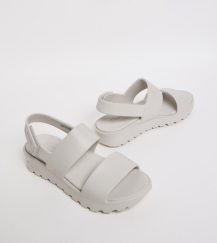 ARCH FIT FOOTSTEPS - DAY DREAM Casual Sandals