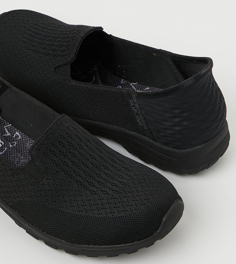 Buy Skechers REGGAE FEST 2.0 Slip On Shoes In Black | 6thStreet Saudi ...