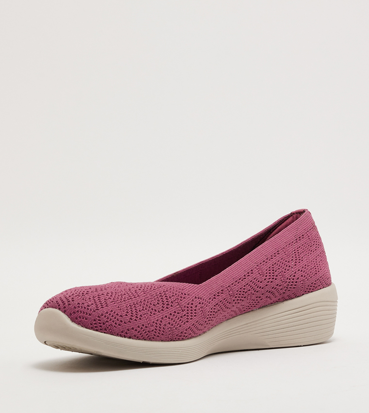 ARYA Slip-On Shoes