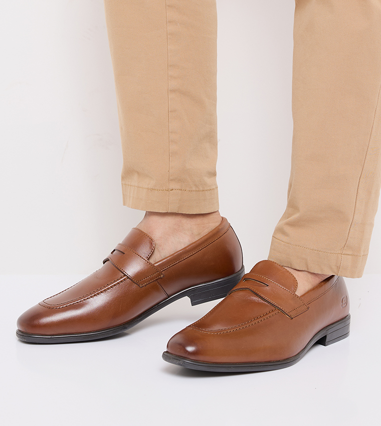 TRENTMORE Glossy Loafers