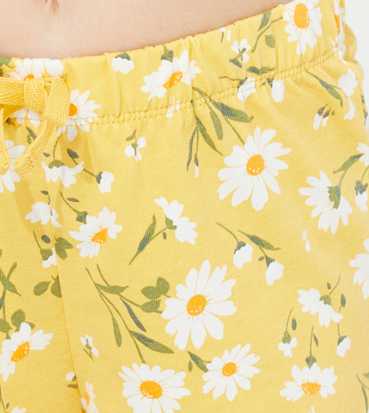 Floral Print Elastic Waist Shorts