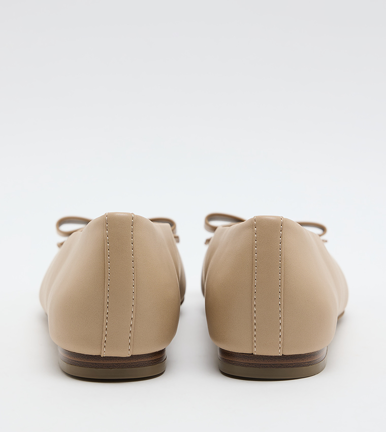 WILLOW Square Toe Ballerinas