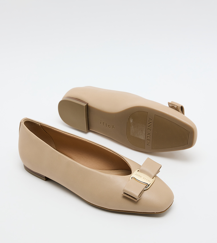 WILLOW Square Toe Ballerinas